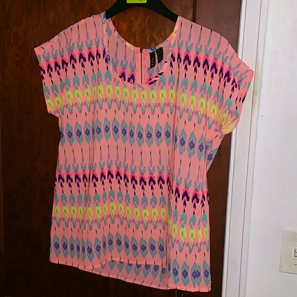 Fun & Flirt Tops - Fun & Flirt t-shirt M size